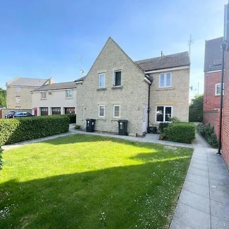 Orchid Cotswold Stone House Villa Swindon Exterior photo